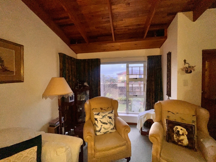 3 Bedroom Property for Sale in Wavecrest Eastern Cape